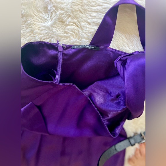 NWOT ELLIE TAHARI Purple One Shoulder Silk Bodycon Pleated Knee Length Dress Sz4 - Picture 7 of 7